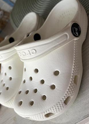 Дитячі сабо crocs білого кольору