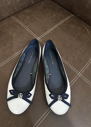 Балетки tommy 🩷 39p. шкіряні балетки