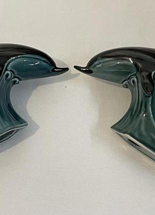 Вінтажні керамічні статуетки poole pottery — leaping dolphin, blue dolphin glaze, англія