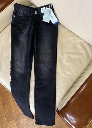 Класні актуальні джинси від h&m 10-11 років ріст 146, нові skinny fit & denim дов 87.5, крок 65, пояс 34.5, є утяжка