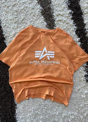 Футболка чоловіча alpha industries оранжева з логотипом