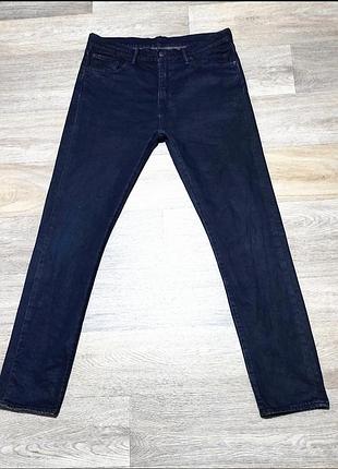 Чоловічі темно-сині джинси levis 508, розмір по бирці 32/32, але можуть підійти й на розмір більше.