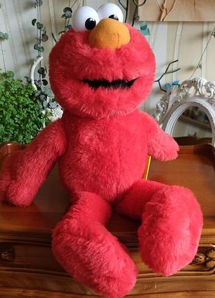 Мягкая игрушка элмо / elmo улица сезам sesame street (sesame workshop 2020)