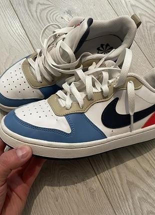 Кросівки для підлітків nike court borough low recraft, біло-сині, eur 38, 24 см
