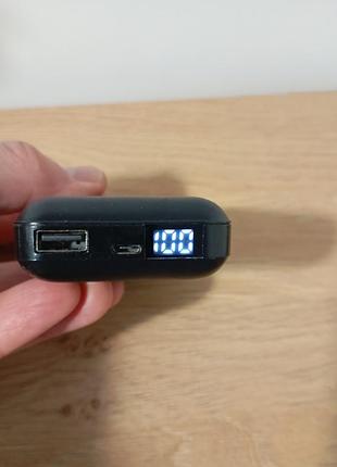 Повербанк intenso xc10000 10000 mah black з led-дисплеем