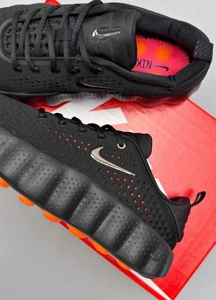 Невагомі кроссівки nike mind 3