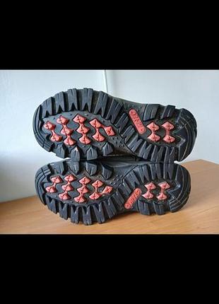 Трекинговые ботинки фирмы hi-tec 7