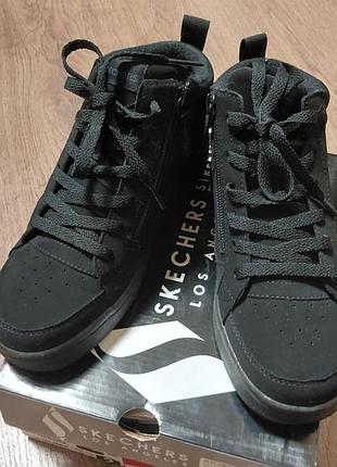 Демісезонні черевички skechers