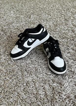 Шкіряні кросівки nike 33,5 розміру