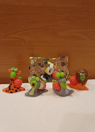Игрушечные фигурки из коллекции улитки бобов - улитлозвери