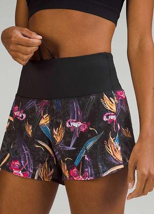Lululemon яркие спортивные шорты для тренировок/бега