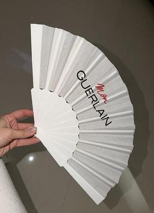 Віяло guerlain mon guerlain біле