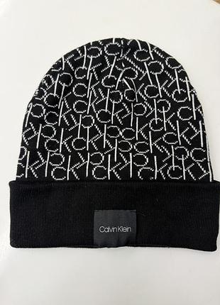 Шапка calvin klein біні в'язана чорно-біла з логотипом