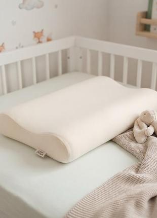 Анатомічна дитяча (ортопедична) подушка з ефектом пам'яті (memory foam),