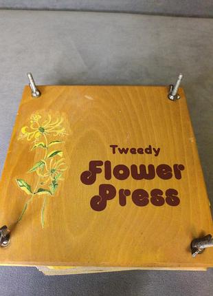 Вінтажний прес для квітів гербарію tweedy flower press 1970-х років, 18х18 см