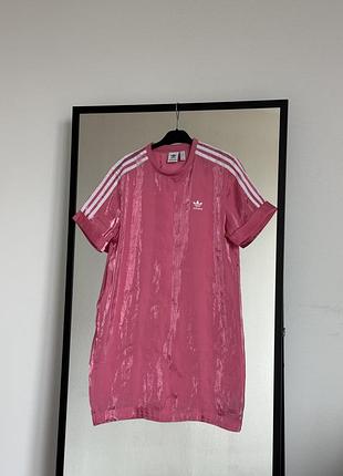 Жіноче спортивне легке плаття adidas розмір s