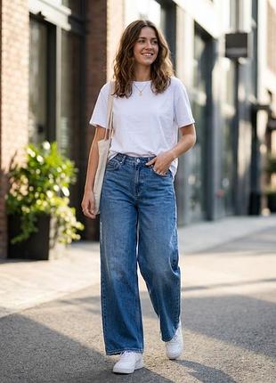 Джинсы zara фасона wide leg