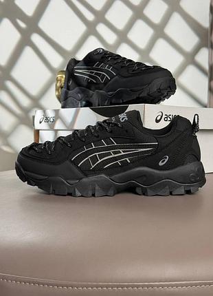 Жіночі кросівки asics gel-pickax