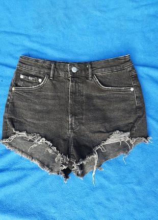 Джинсові чорні шорти zara з високою посадкою (рваний край), розмір m (38)