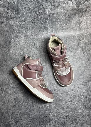 Дитячі шкіряні кросівки хайтопи  clarks оригінал на липучці