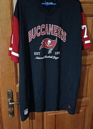 Футболка nfl tampa bay buccaneers чорна з червоним