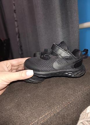 Кросівки дитячі nike чорні на липучці