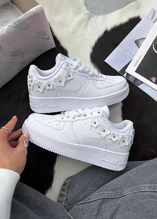 Кросівки nike air force 1 low florette білі шкіряні