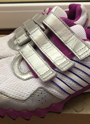 Кросівки adidas, 30