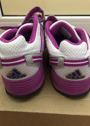 Кросівки adidas, 30 2