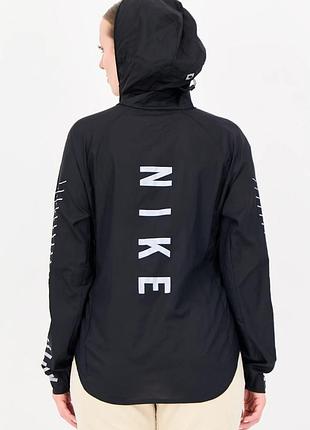 Куртка жіноча бігова nike impossibly light packable running jacket 2