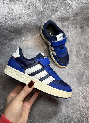 Дитячі кросівки adidas оригінал на липучці