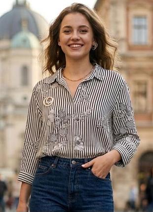 стильная рубашка stradivarius в полоску и с цветочным принтом 🌸🖤