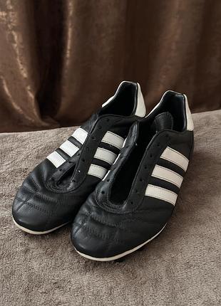 Футбольні бутси adidas шкіряні чорні