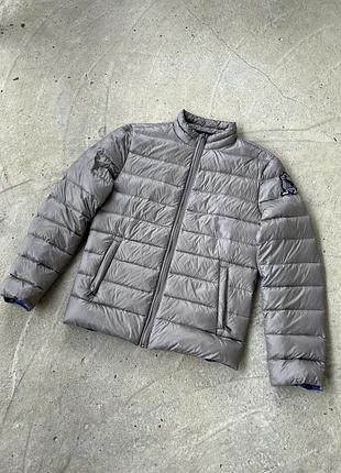 Легкий пуховик trussardi jeans