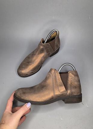 Осенние ботинки clarks