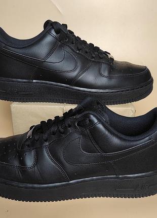 Кроссовки найк nike air force.
размер 44 длина стельки 28 см.