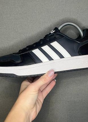 Кроссовки adidas 40,5 р оригинал