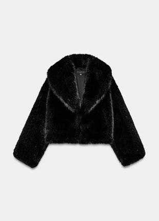 Чорна жіноча шубка zara