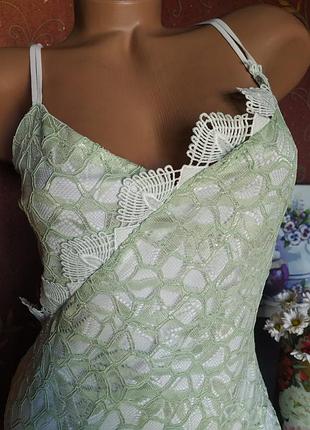 Зеленое кружевное асимметричное платье от topshop 5