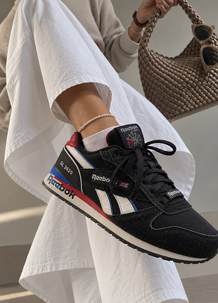 Кросівки reebok classic gl 2620 натуральна замша чорні ретро кросівки на пласкій підошві