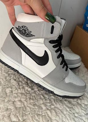 Демісезонні кросівки nike