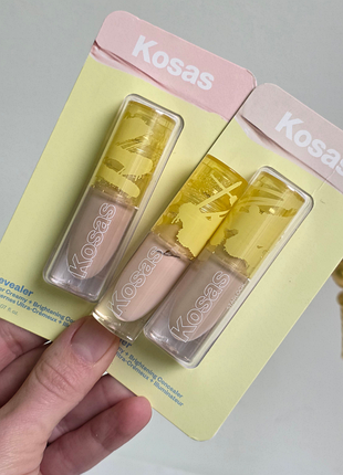 Кремовый консилер с сияющим финишем kosas revealer super creamy and brightening concealer