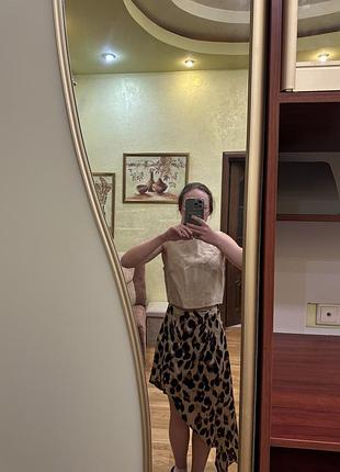 Топ на застібці