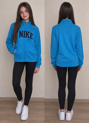 Дуже гарна спортивна кофта ,nike
