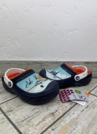 Crocs x cara крокси