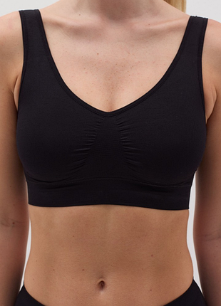 Черный безшовный топ  l/xl микрофибра