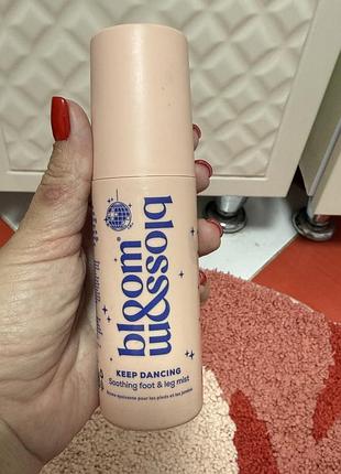 Успокаивающий спрей для ног и ступней bloom & blossom keep dancing soothing foot & leg mist