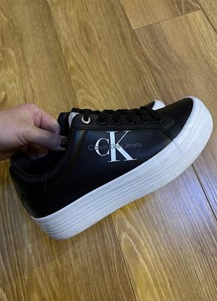 Calvin klein жіночі кросівки 3
