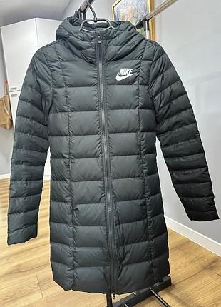 Куртка жіноча nike стьобана чорна xs