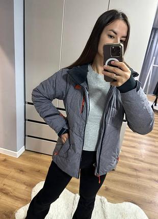 Жіноча куртка the north face сіра розмір s